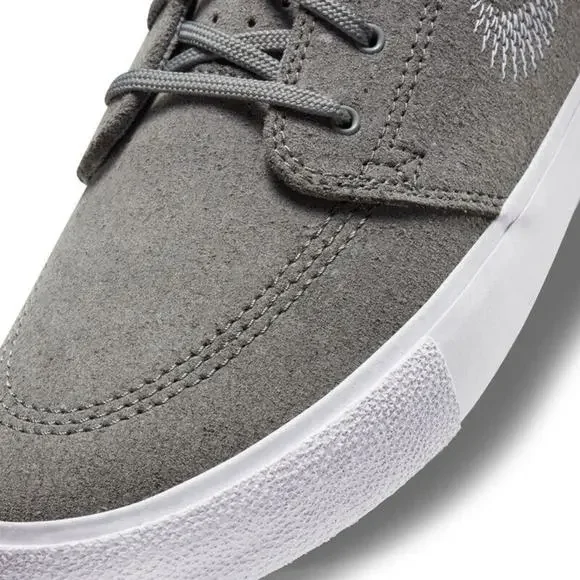 Nike SB Zoom Stefan Janoski Mens Size 7.5 Suede Gray Flyleather RM CI3836 002